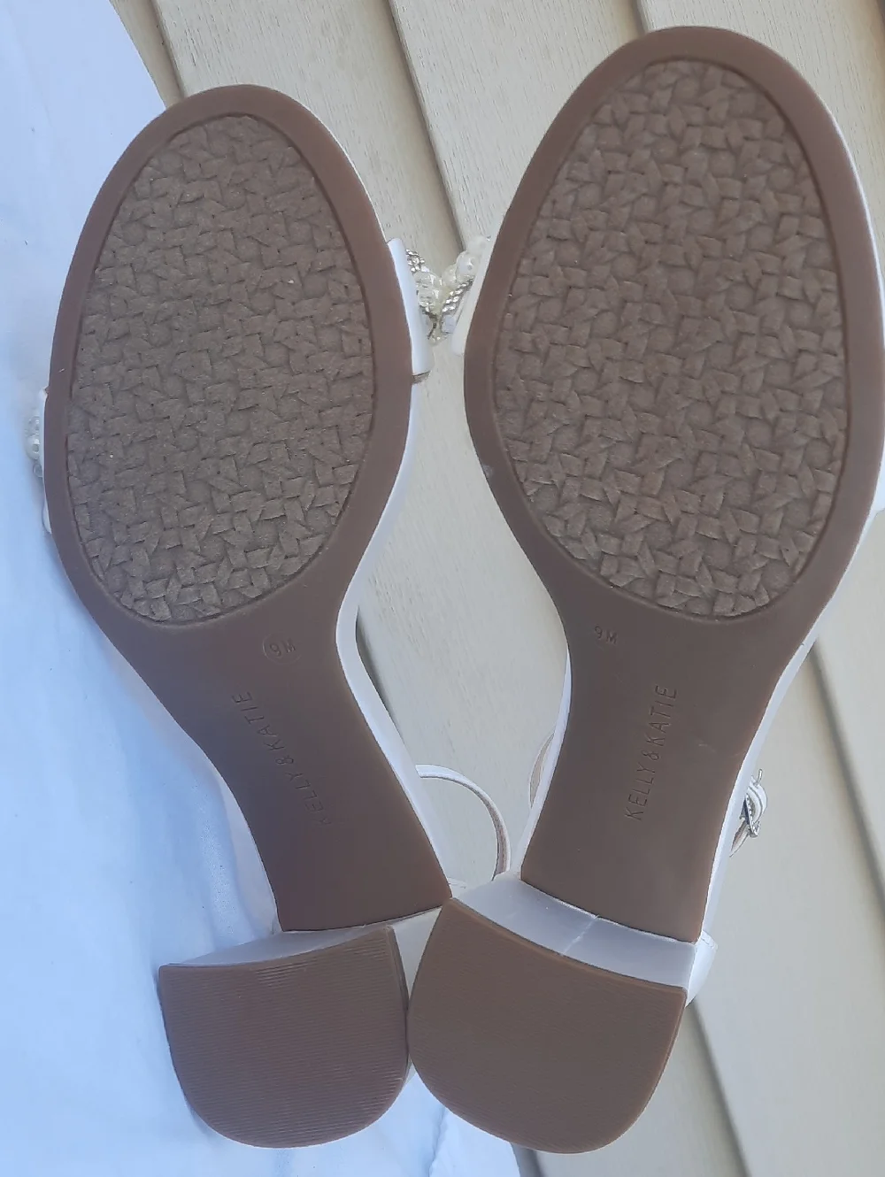 Kelly & Katie Drema Sandal - white bridal heel Size 9 - Picture 6 of 8
